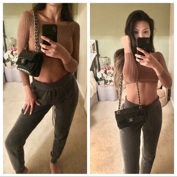 CHANEL navy patent leather shoulder flap bag - Picture 15 of 16